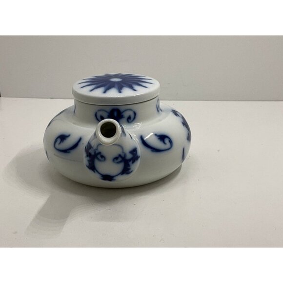 B&G Denmark Copenhagen Porcelin Blue and White Teapot 653 - Picture 6 of 9